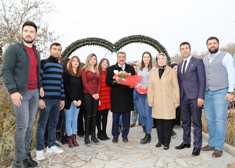 Başkan Gürkan, Söyleşide Gençlerle Buluştu