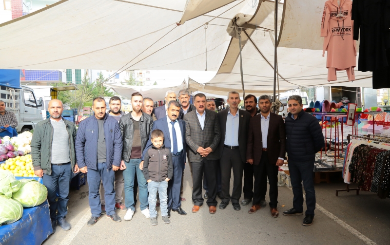 Battalgazi Belediye Başkanı Gürkan, Pazar Esnafı İle Bir Araya Geldi