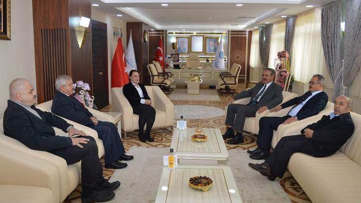 Eski milletvekili Kılıç’tan Rektör Prof. Dr. Karabulut’a ziyaret