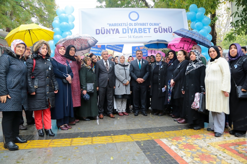Gürkan, Dünya Diyabet Günü Yürüyüşüne Katıldı