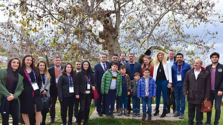 Gürkan, Multidisipliner Çalışmalar Kongresi’ne Katılanlarla Bir Araya Geldi