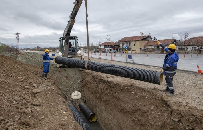 Maski'den 4 Bin Metre Kanalizasyon ve Yağmursuyu Hattı