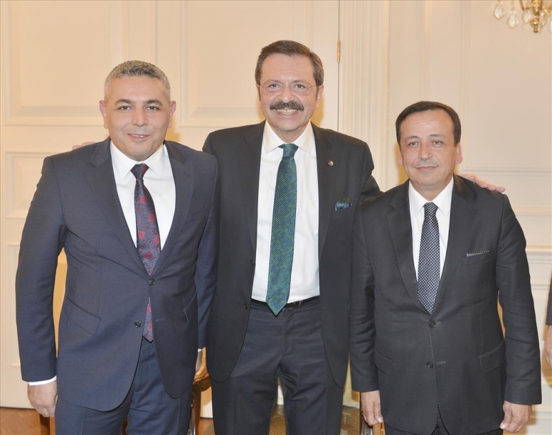 Sadıkoğlu, TOBB Hizmet Şeref Belgesi Ödül Törenine Katıldı