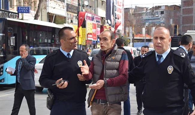 Trafikte Zabıta ve Askeri Personel Kavgası