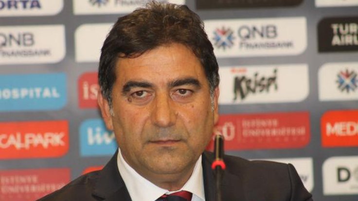 Ünal Karaman:'Futbolda Herşey Var'