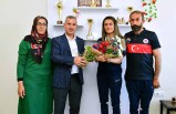 Başkan Çınar, 'Hatice Akbaş Milli Gururumuzdur'