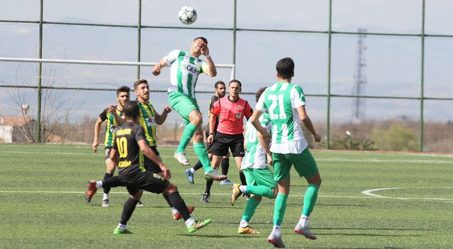 Yeşilyurt Belediyespor 0-0 11 Nisan Spor 