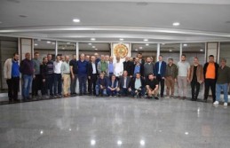 Depremzede kırtasiyeciler yaralarını birlikte saracak