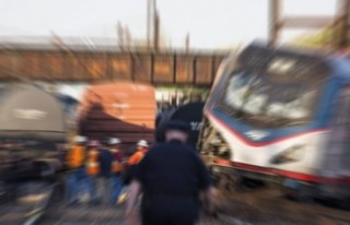 Malatya Tatvan seferini yapan tren kaza yaptı! 2...