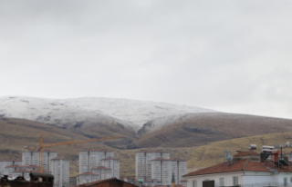 Malatya'da Beydağı beyaza büründü