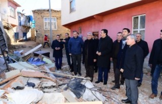 Başkan Güder, Depremden Hasar Gören Doğanyol Ve...