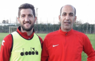 Yunus Emre: 'Yeşilyurt Belediyespor’u hak...