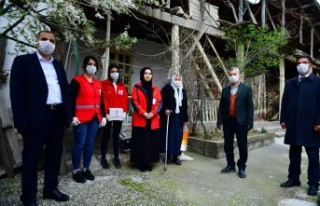 Başkan Çınar, yaşlı vatandaşları ziyaret etti
