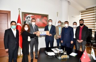Berberler ve Kuaförler Esnaf Odasından Başkan Gürkan’a...
