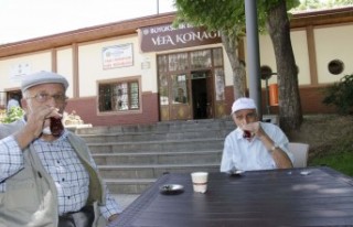 Vefa Konağı Kapılarını Yeniden Açtı