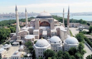 Ayasofya İbadete Açıldı