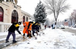 Büyükşehir Belediyesi 698 Mahalle Yolunu Ulaşıma...