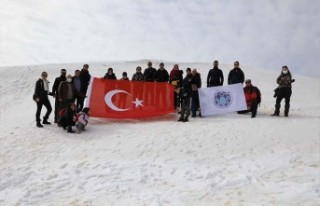 Beydağı’nın Zirvesinde İstiklal Marşımız...