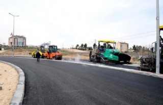 Başkan Gürkan, Yakınca Mahallesinde yol çalışmalarını...