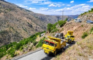 Akça Mahallesi İlk Kez Asfalt Yolla Tanıştı