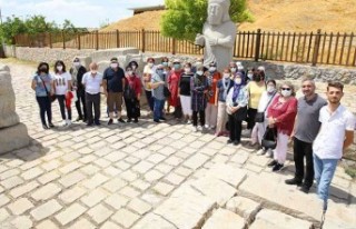 Battalgazi Tarihiyle Turist Kafilesini Cezbetti