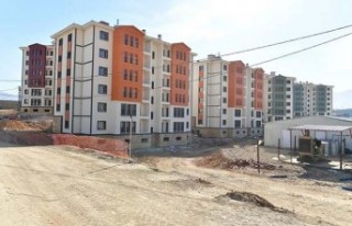 Başkan Çınar, Yakınca Mahallesinde Ki Deprem Konutlarını...