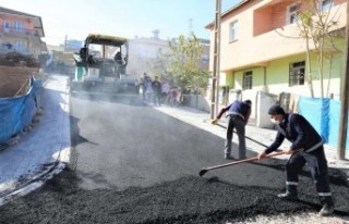 Battalgazi Belediyesi Asfaltsız Yol Bırakmama Adına...