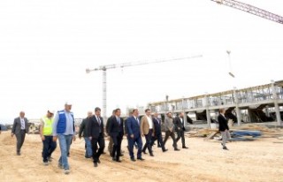 Başkan Gürkan, Dünya Kayısı Ticaret Merkezi inşaat...