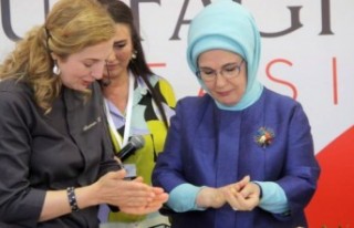 Emine Erdoğan, Malatya’nın 'Hırçikli Köftesi'ni...