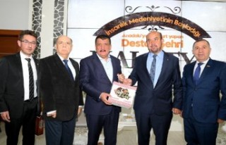 Kırgız Cumhuriyeti Ankara Büyükelçisinden Gürkan'a...