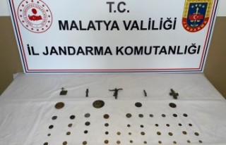 Malatya'da Çok Sayıda Tarihi Sikke Ele Geçirildi