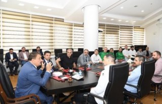 Yeni Malatyaspor Yönetiminden Ve Futbolculardan Başkan...
