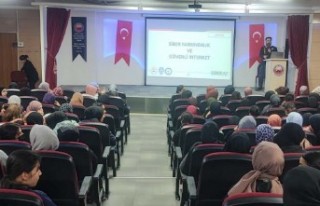 Öğrenciler internet kullanımı hakkında bilgilendirildi