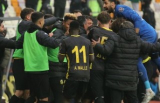 YMS Lideri Devirdi: 2-1