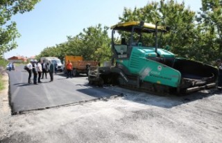 Başkan Güder: ‘İlçe genelinde asfalt serimlerini...