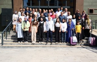 Başkan Güder: ‘Gençlerimizin başarısı Battalgazi'mizin...
