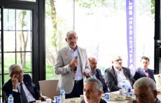 Başkan Güder Muhtarların Gününü Kutladı