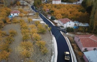 Deprem Sonrası Bozulan Yollar Yenileniyor