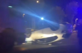Refüje Çarpan Araç Takla Attı; 5 yaralı