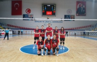 Yıldız Kızlardan Şampiyonluk Sinyali
