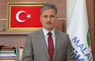 Ahmet Çakır İstifa Etti