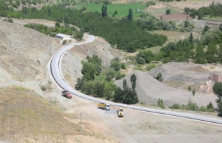 Merdivenler Mahallesinde Yollar Asfaltlandı