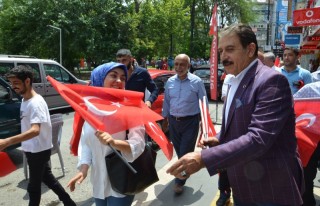 MESOB’dan esnaflara ve vatandaşlara bayrak