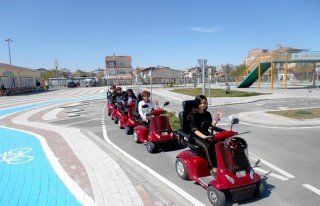 Öğrencilere Uygulamalı Trafik Eğitimi