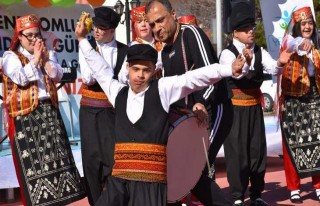 Özel Çocuklarımıza Sevgi Ve Hoşgörüyle Yaklaşmayı...