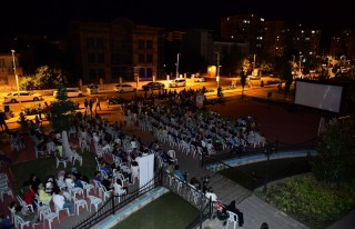 Sinema Günlerine Yoğun İlgi