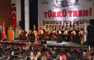 Türkü Treni Gecesine Büyük İlgi