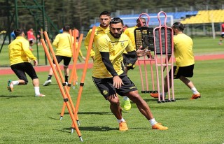 Yeni Malatyaspor Tempoyu Arttırdı