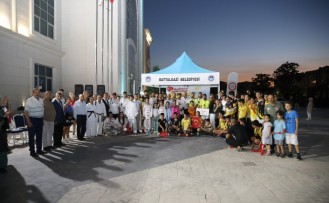  Battalgazi Belediyesi’nce Düzenlenen Ayak Tenisi Turnuvası’nın Finali Yapıldı
