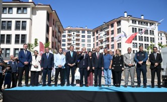 Deprem Bölgelerinde Kura Heyecanı Yaşandı